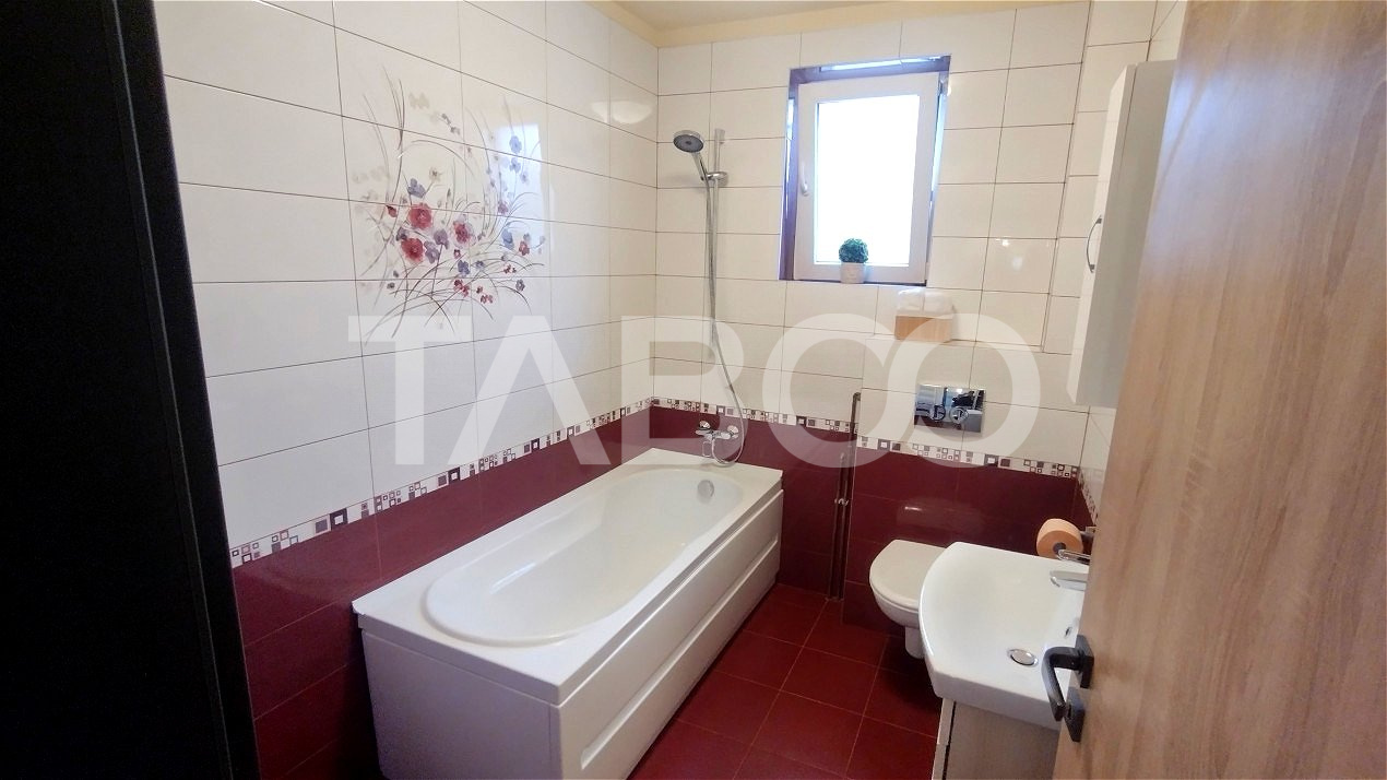 Apartament cu 2 camere de inchiriat parcare si balcon Strand Sibiu