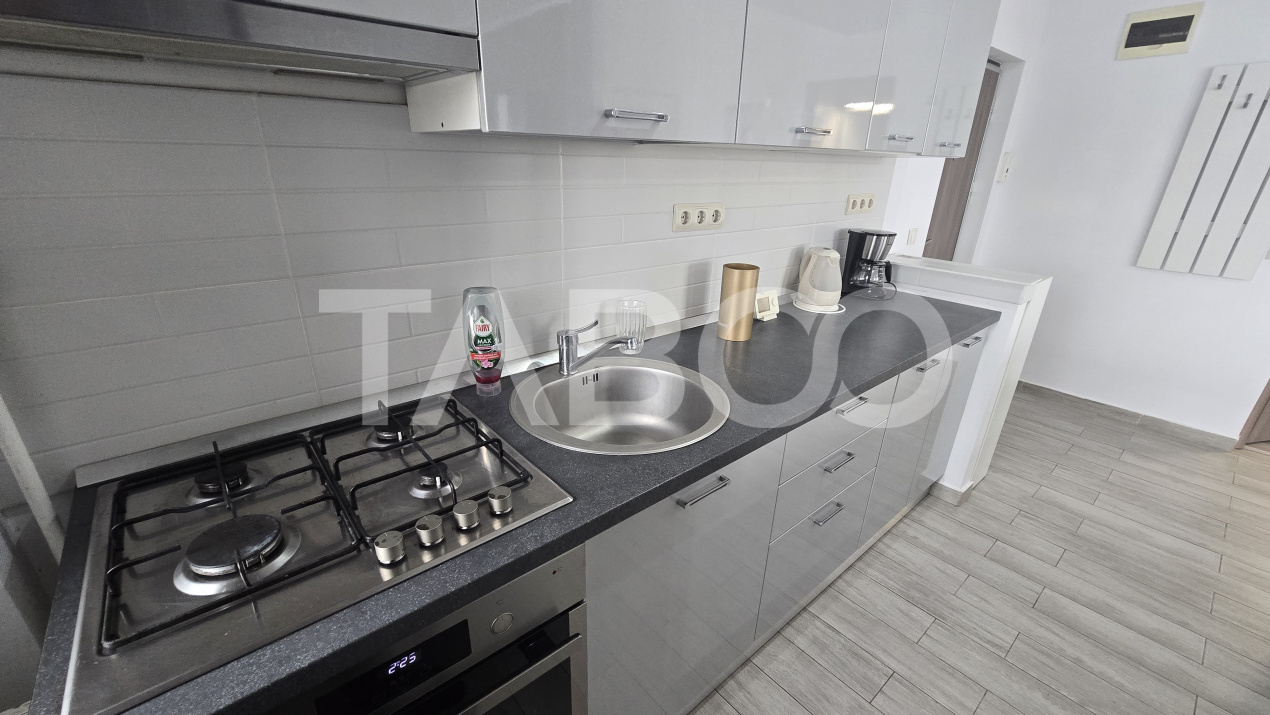 Apartament cu 2 camere de vanzare etaj intermediar lift Doamna Stanca