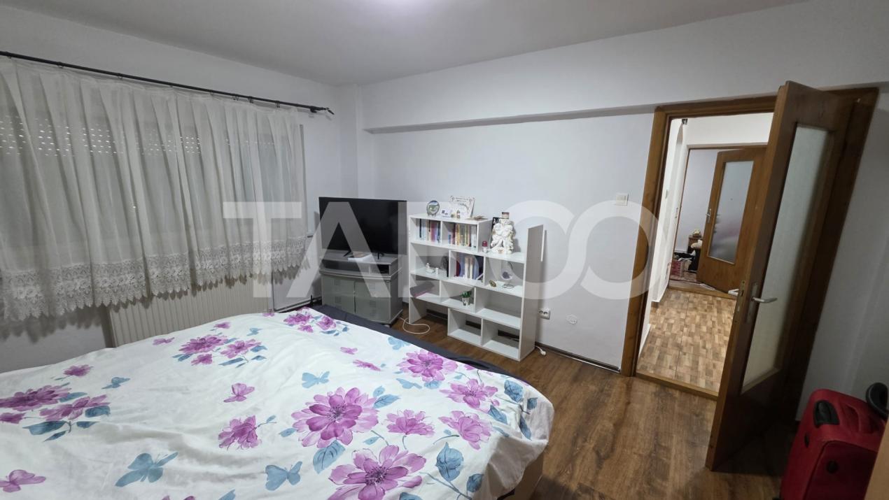 Apartament cu 2 camere de vanzare in Aleea Parc parter