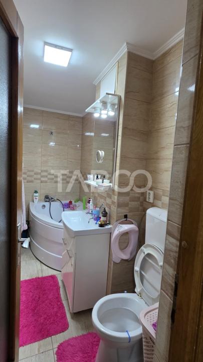 Apartament cu 2 camere de vanzare in Aleea Parc parter