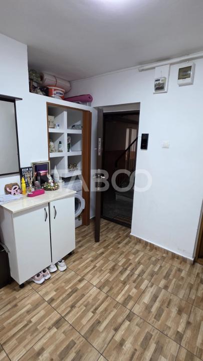 Apartament cu 2 camere de vanzare in Aleea Parc parter