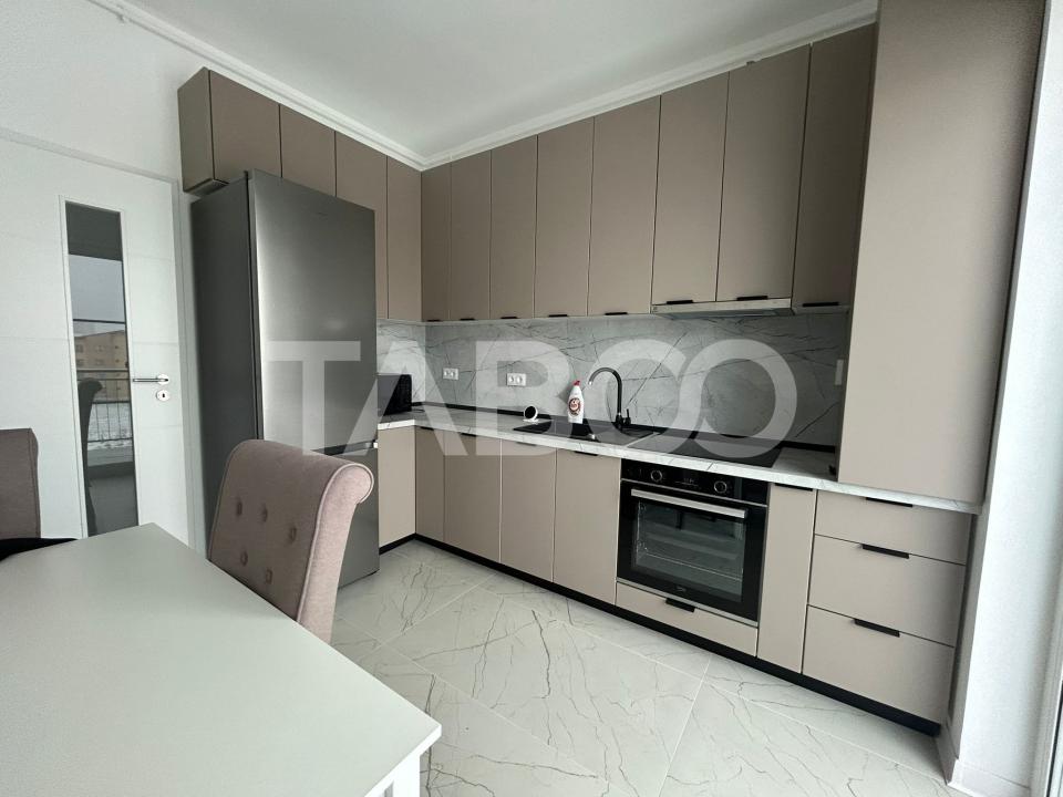 Apartament cu 2 camere decomadate nou de inchiriat in zona Selimbar