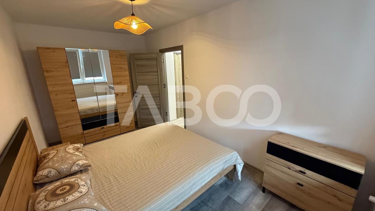 Apartament cu 2 camere decomandate etaj 3 in zona Mihai Viteazul