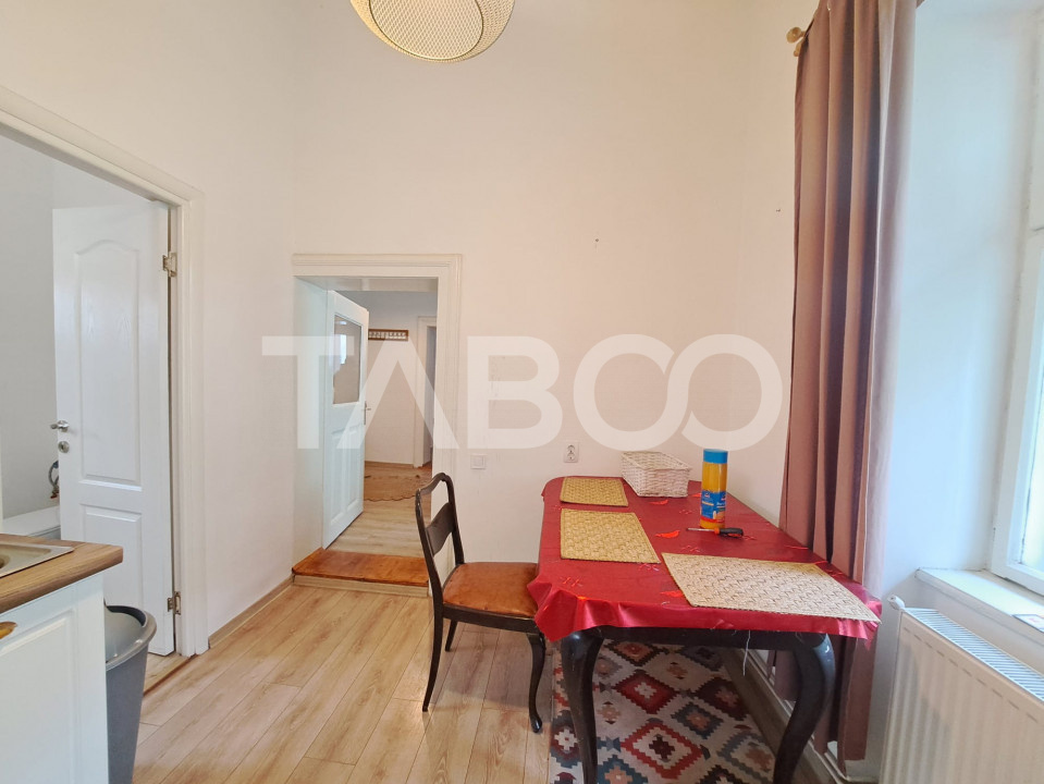 Apartament cu 2 camere - luminos si spatios - etaj 1 - Piata Schiller
