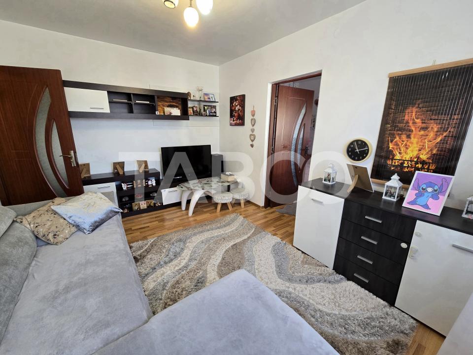 Apartament cu 2 camere mobilat utilat pivnita 4 mp Vasile Aaron Sibiu