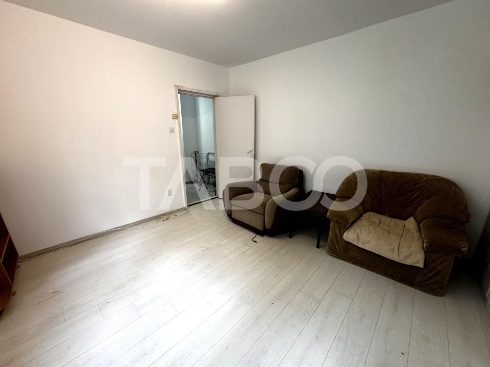 Apartament cu 2 camere partial renovat zona Mihai Viteazul Sibiu