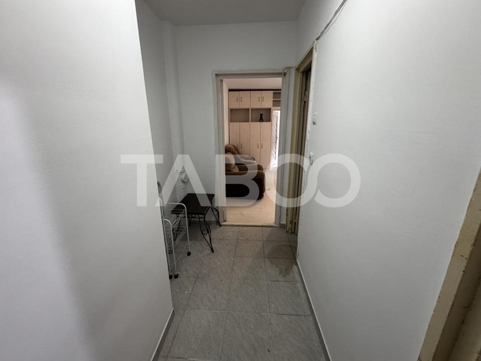 Apartament cu 2 camere partial renovat zona Mihai Viteazul Sibiu