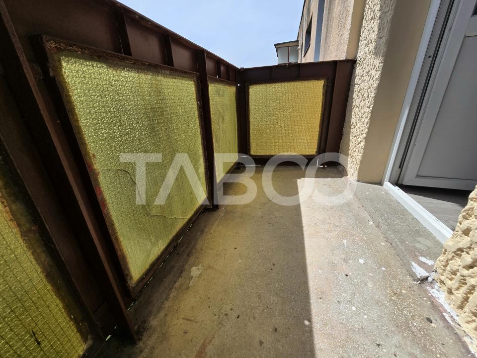 Apartament cu 2 camere renovat balcon pivnita Mihai Viteazul Sibiu