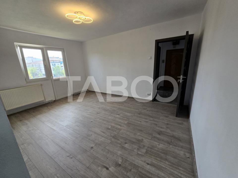 Apartament cu 2 camere renovat balcon pivnita Mihai Viteazul Sibiu
