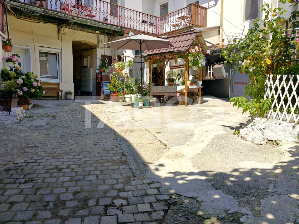 Apartament cu 2 camere si pivnita in Centrul Istoric Sibiu