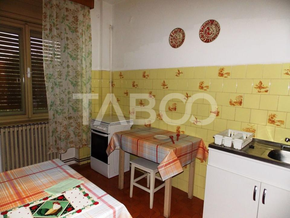 Apartament cu 3 camere 150 mp utili terasa 30 mp Parcul Sub Arini