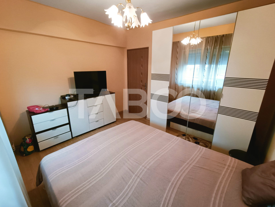 Apartament cu 3 camere 2 bai 63 mp utili etaj 1 in Sibiu zona Turnisor