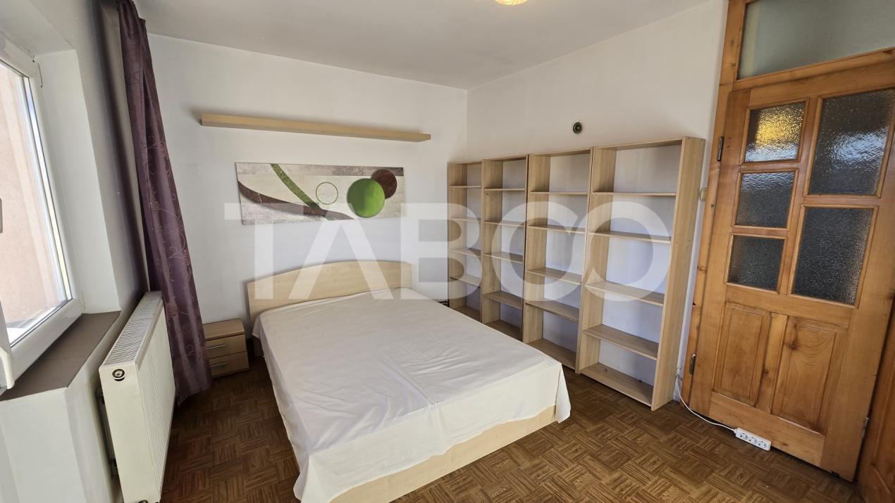 Apartament cu 3 camere 2 bai si balcon de vanzare in Terezian Sibiu