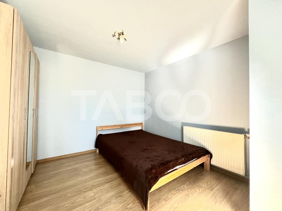 Apartament cu 3 camere 2 nivele de vanzare zona Centrala Piata Abator