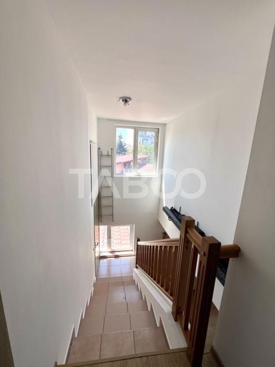 Apartament cu 3 camere 2 nivele de vanzare zona Centrala Piata Abator