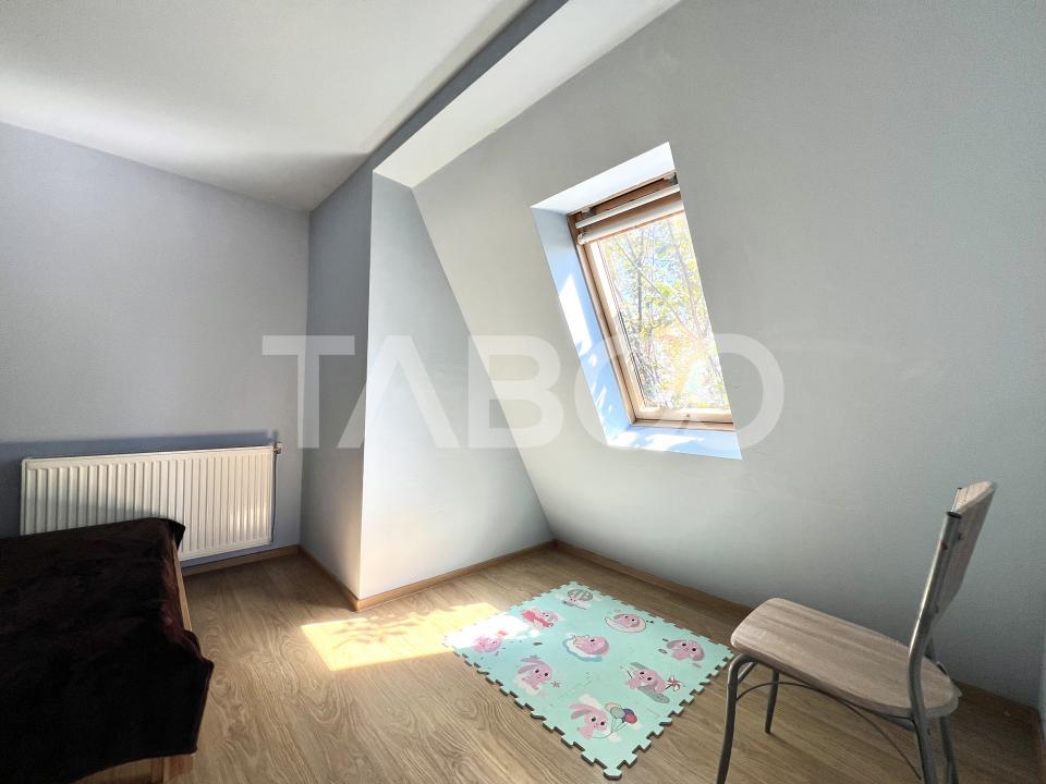Apartament cu 3 camere 2 nivele de vanzare zona Centrala Piata Abator