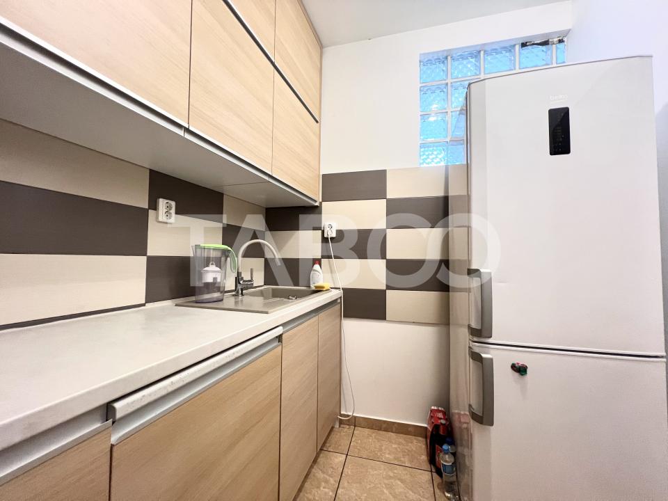 Apartament cu 3 camere 2 nivele de vanzare zona Centrala Piata Abator