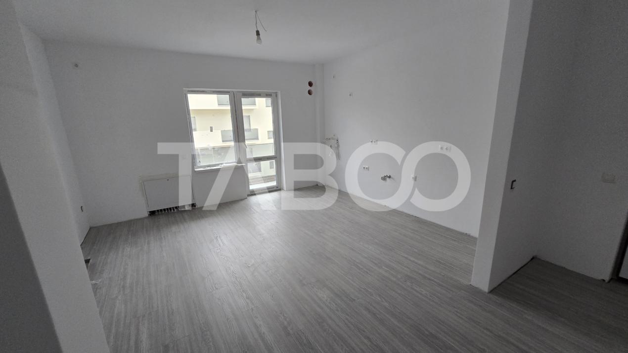Apartament cu 3 camere camara si parcare de vanzare in Doamna Stanca