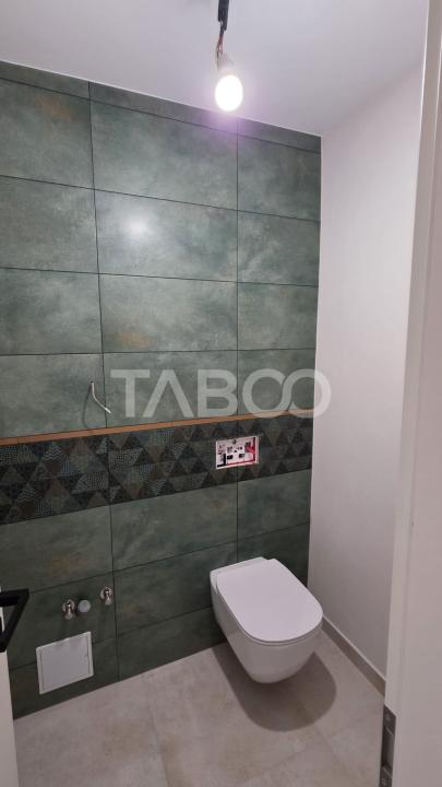 Apartament cu 3 camere central ultrafinisat de vanzare in Sebes 