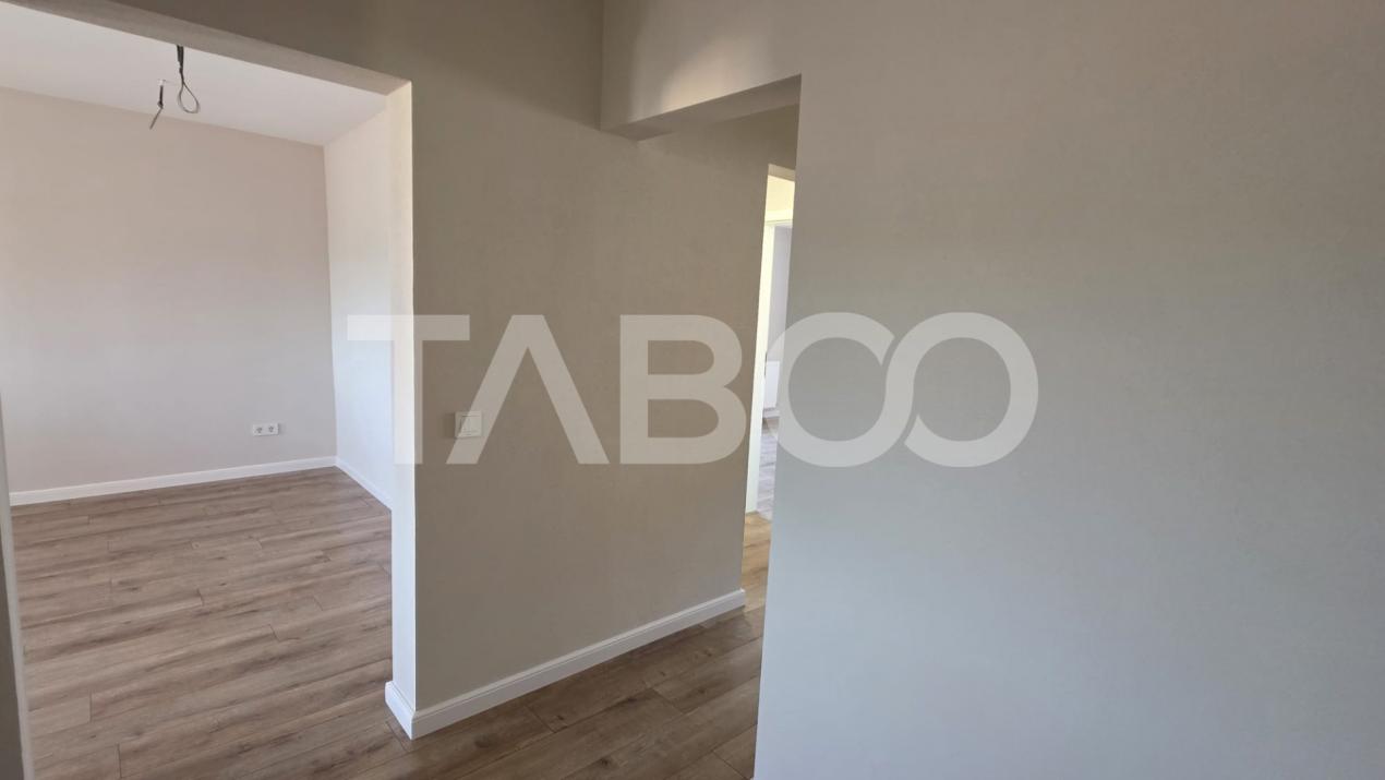Apartament cu 3 camere central ultrafinisat de vanzare in Sebes 