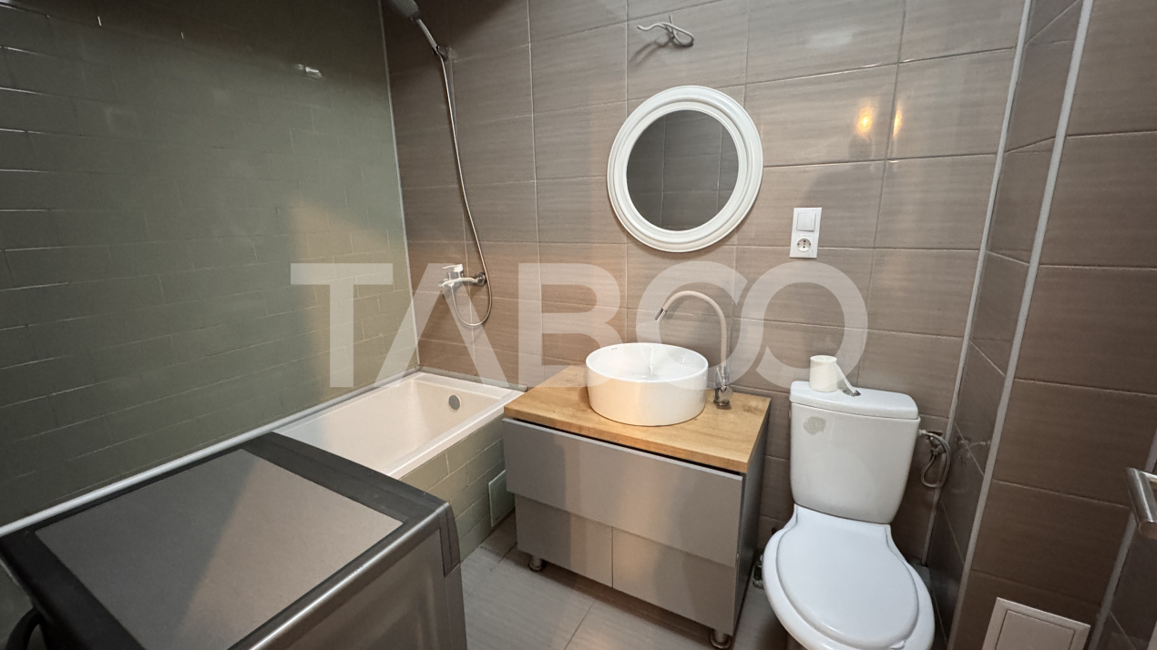 Apartament cu 3 camere de inchiriat 69 mpu loc de parcare Turnisor