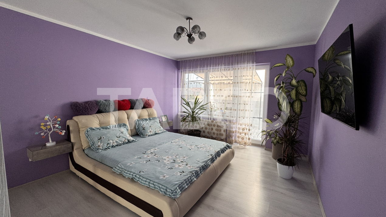 Apartament cu 3 camere de vanzare 80mp mobilat utilat terasa Turnisor 