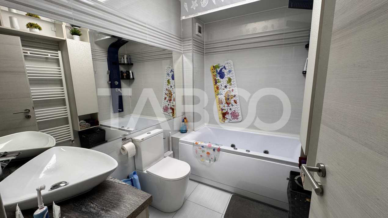 Apartament cu 3 camere de vanzare 80mp mobilat utilat terasa Turnisor 