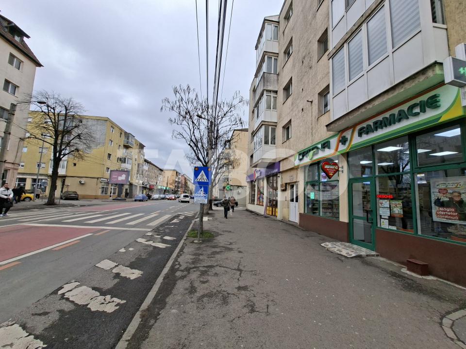 Apartament cu 3 camere de vanzare - mansarda Vasile Aaron - intabulata