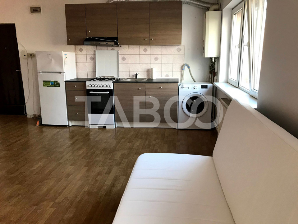 Apartament cu 3 camere de vanzare mobilat utilat Mihai Viteazu 66 mp