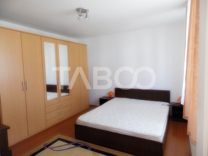 Apartament cu 3 camere decomandate de inchiriat in Sibiu zona Rahovei