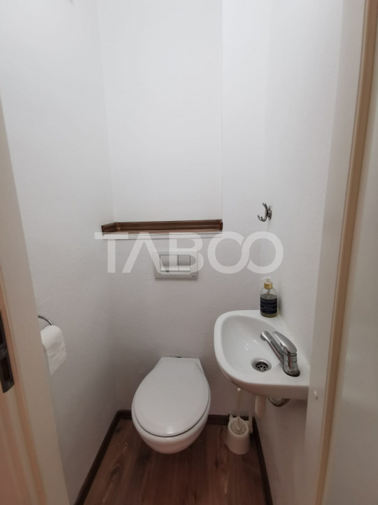 Apartament cu 3 camere decomandate la parter inalt in zona Terezian