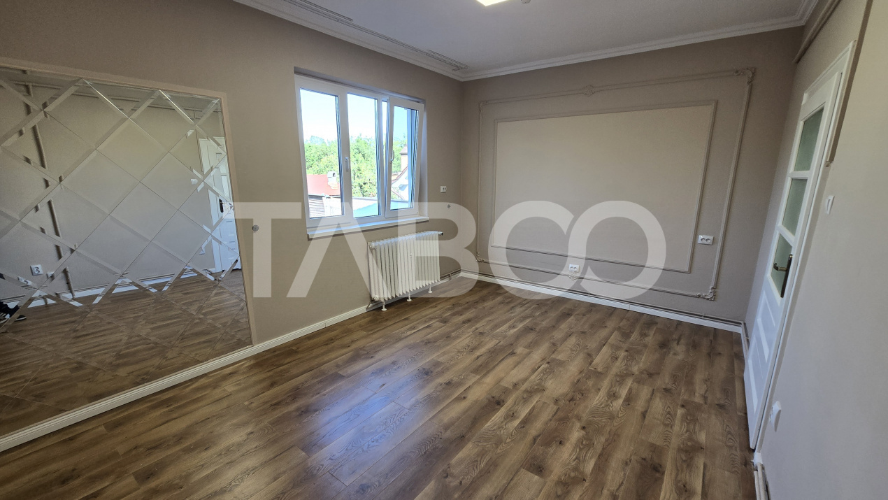 Apartament cu 3 camere la casa de inchiriat Trei Stejari