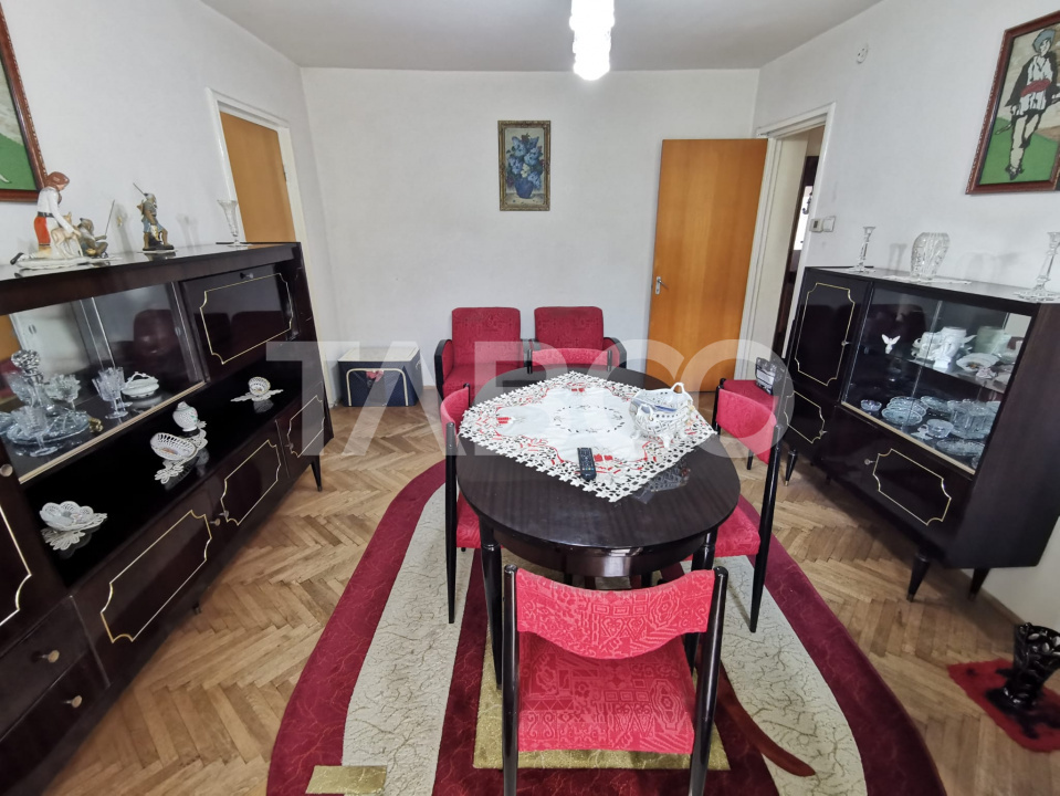 Apartament cu 3 camere la etajul 2 in zona Mihai Viteazul in Sibiu - Fratii Buzesti