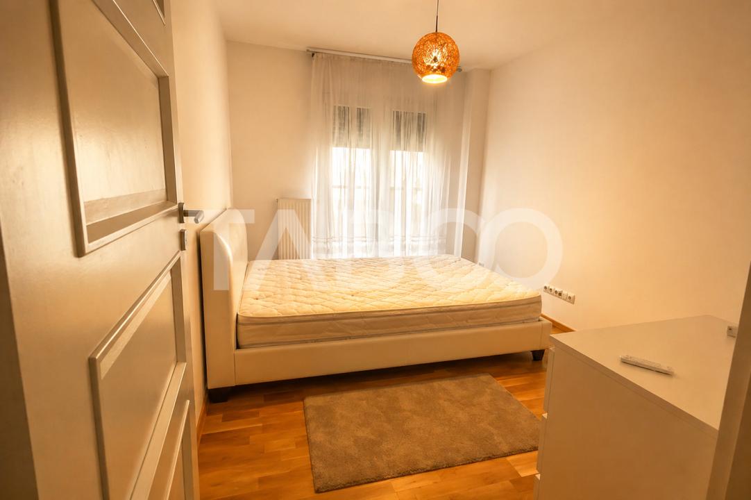 Apartament cu 3 camere la etajul 3 lift balcon boxa si parcare 