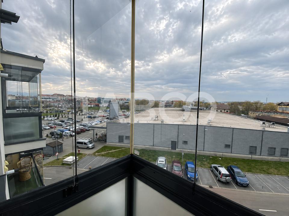 Apartament cu 3 camere la etajul 3 lift balcon boxa si parcare 