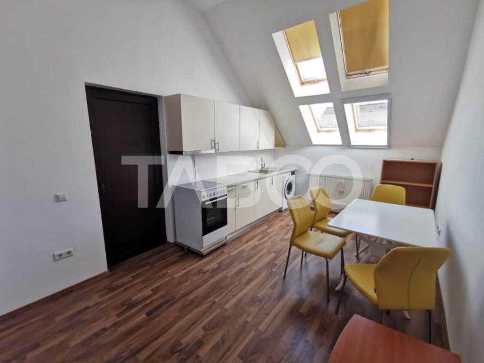 Apartament cu 3 camere langa facultatea de Stiinte de inchiriat