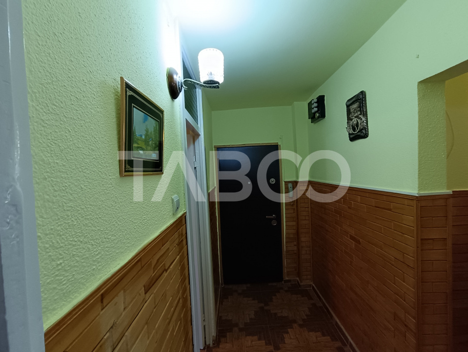 Apartament cu 3 camere mobilat utilat de inchiriat  92mpu Sibiu Strand