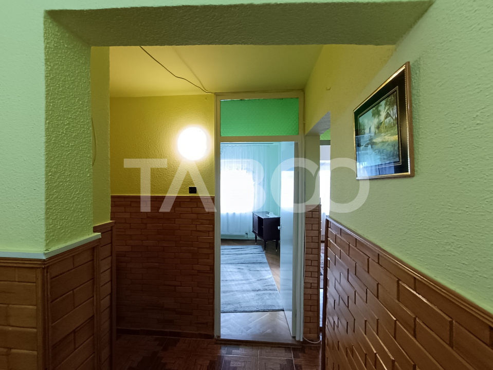 Apartament cu 3 camere mobilat utilat de inchiriat  92mpu Sibiu Strand