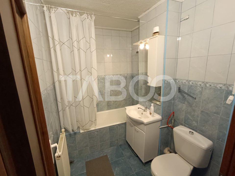 Apartament cu 3 camere mobilat utilat de inchiriat  92mpu Sibiu Strand