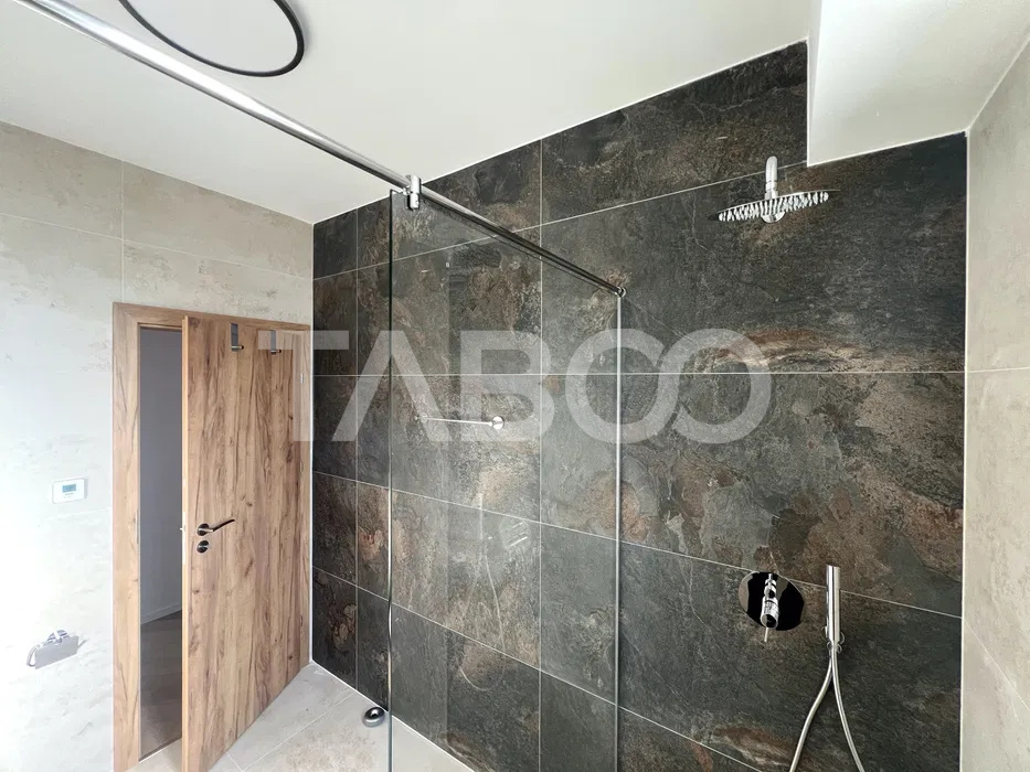 Apartament cu 3 camere prima închiriere lift si parcare subterana