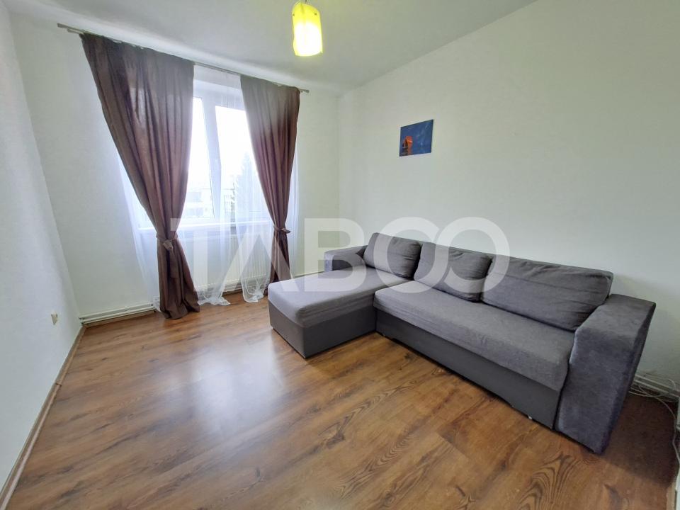 Apartament cu 3 camere si balcon de inchiriat in Sibiu zona Rahovei