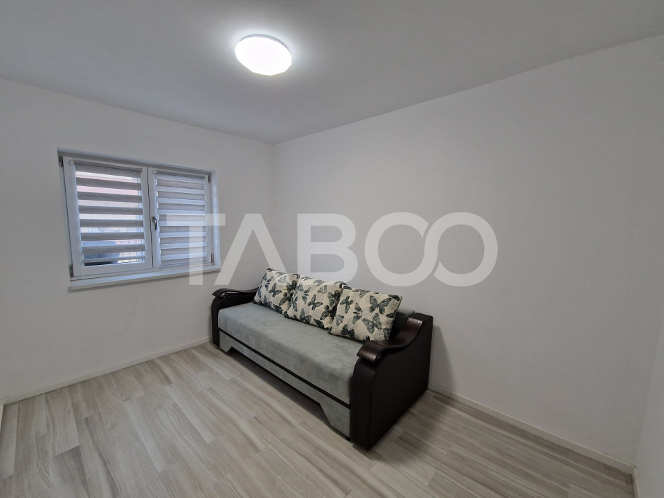 Apartament cu 3 camere si loc de parcare etaj 1 Calea Surii Mici