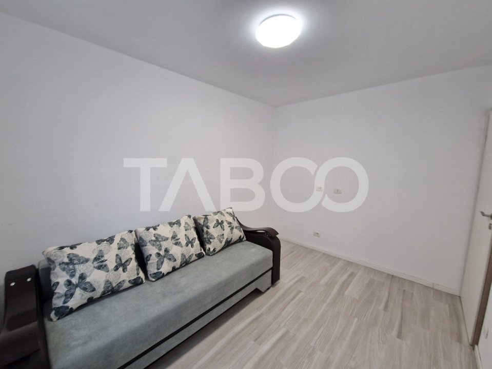 Apartament cu 3 camere si loc de parcare etaj 1 Calea Surii Mici