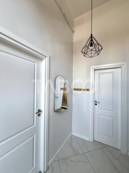 Apartament cu 3 camere si terasa de 14 mp de vanzare in zona Centrala