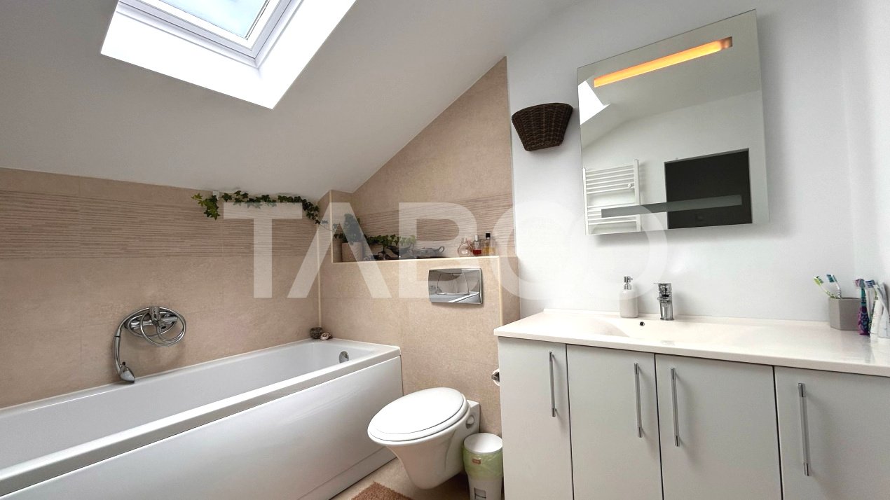 Apartament cu 4 camere de vanzare 136 mp utili zona Strand in Sibiu