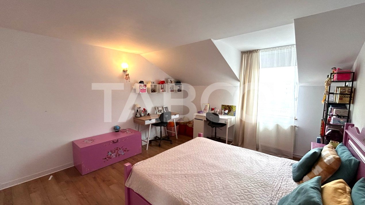 Apartament cu 4 camere de vanzare 136 mp utili zona Strand in Sibiu