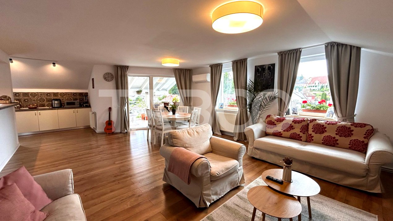 Apartament cu 4 camere de vanzare 136 mp utili zona Strand in Sibiu
