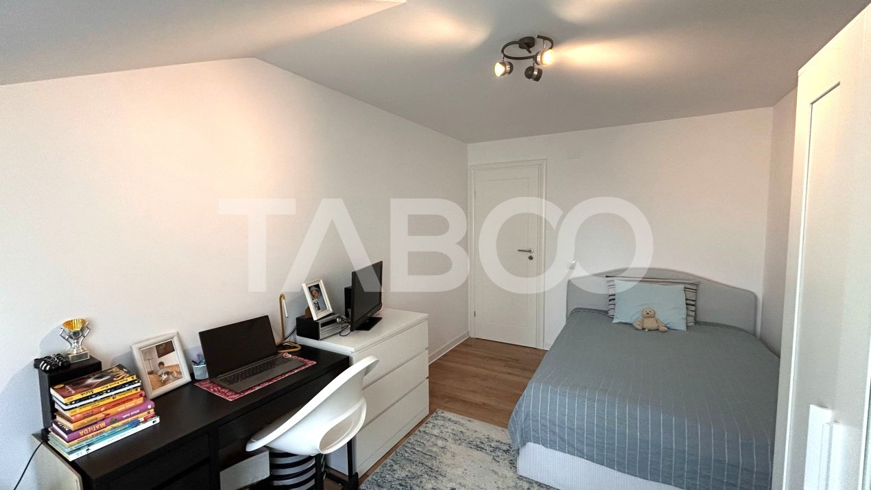 Apartament cu 4 camere de vanzare 136 mp utili zona Strand in Sibiu