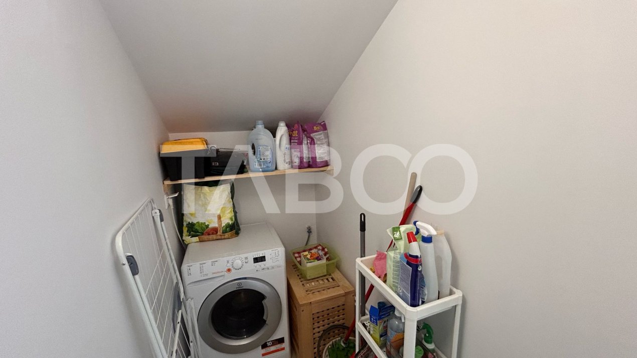 Apartament cu 4 camere de vanzare 136 mp utili zona Strand in Sibiu