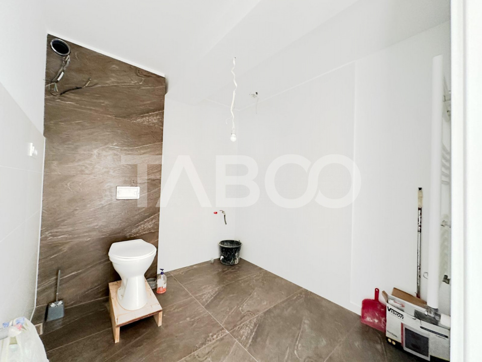 Apartament cu 4 camere pe 2 nivele in vila noua cu parcare